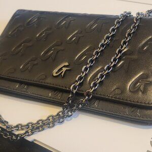 GLAMAHOLIC WALLET ON CHAIN